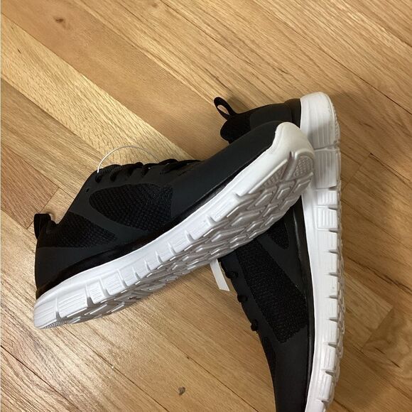 Sketchers 11.5 Sneakers - Picture 4 of 5